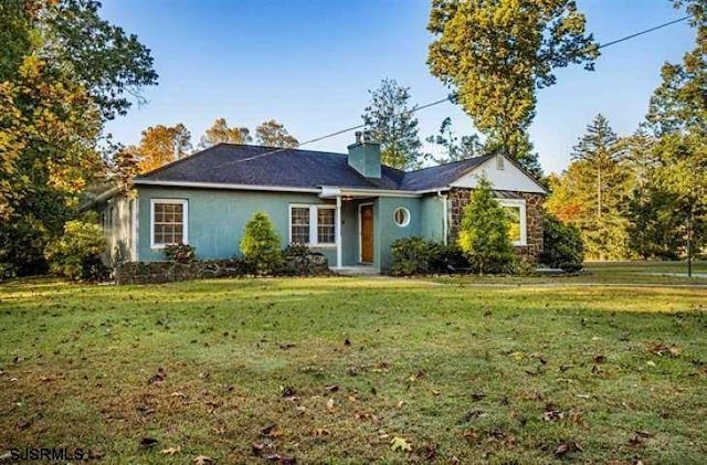 862 Central Ave, Hammonton, NJ 08037 - single story home with a front yard, a chimney, and stucco siding