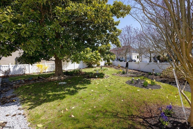 8508 Wellington Ave, Margate, NJ 08402 - view of yard