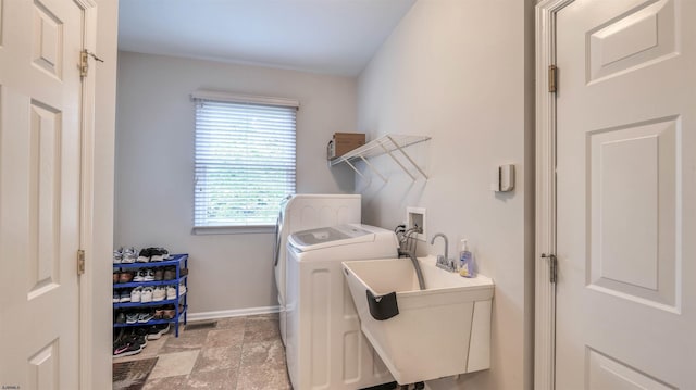 54 Hartford Dr, Egg Harbor Township, NJ 08234 - laundry area featuring independent washer and dryer and baseboards