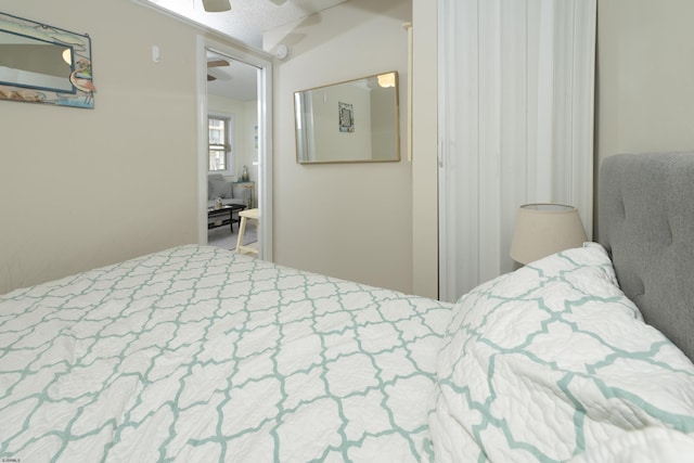 bedroom with a ceiling fan