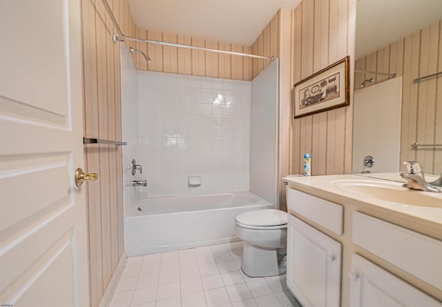31 Leah Ct, Hammonton, NJ 08037 - full bath featuring tile patterned floors, toilet,  shower combination, and vanity