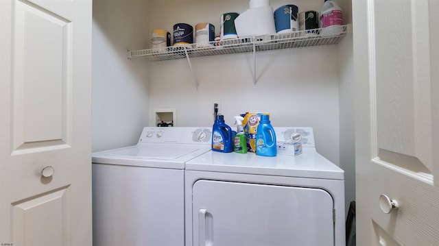 628 E Regency Dr Unit 628, Galloway Township, NJ 08205 - clothes washing area with washer and clothes dryer