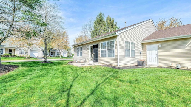 628 E Regency Dr Unit 628, Galloway Township, NJ 08205 - back of house featuring a yard