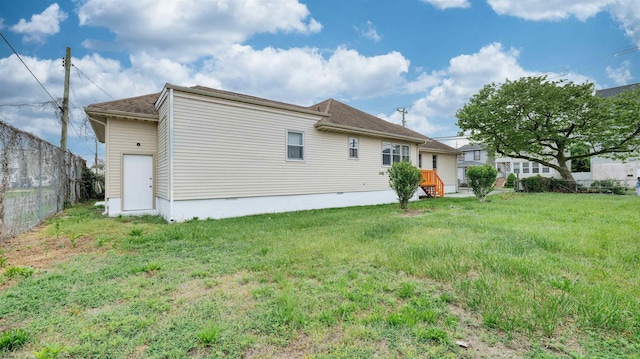 711 N Ohio Ave, Atlantic City, NJ 08401 - back of house with crawl space