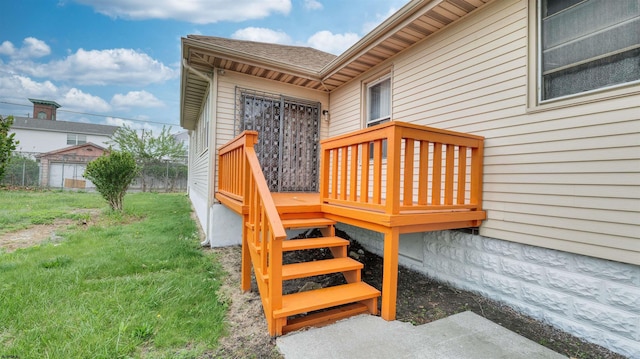 711 N Ohio Ave, Atlantic City, NJ 08401 - wooden terrace featuring a yard