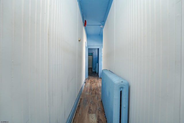 32 N Florida Ave, Atlantic City, NJ 08401 - corridor featuring radiator and attic access