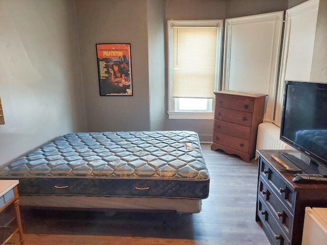 32 N Florida Ave, Atlantic City, NJ 08401 - bedroom featuring light wood-style flooring