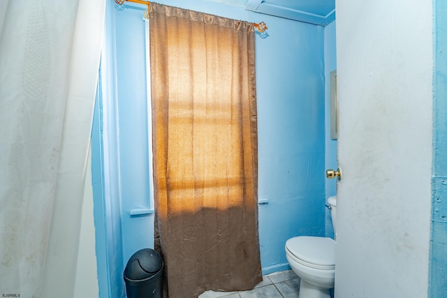 32 N Florida Ave, Atlantic City, NJ 08401 - bathroom with tile patterned flooring and toilet