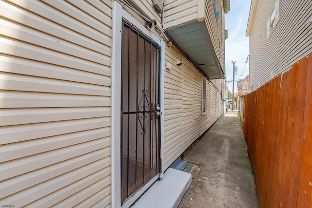 32 N Florida Ave, Atlantic City, NJ 08401 - view of side of home