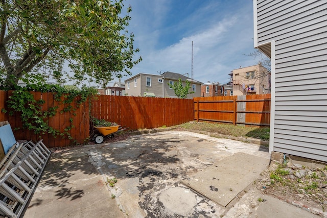 32 N Florida Ave, Atlantic City, NJ 08401 - view of patio featuring a residential view and a fenced backyard
