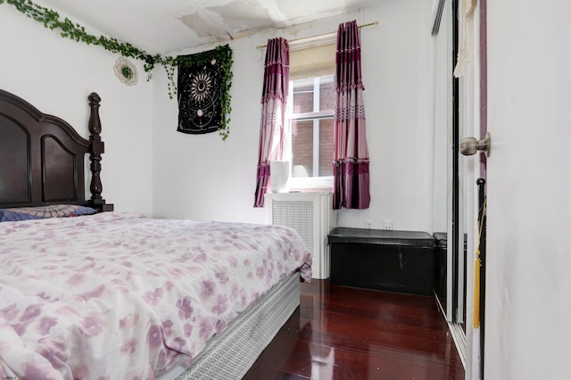 15 N Marion Ave, Ventnor, NJ 08406 - bedroom featuring radiator and wood finished floors