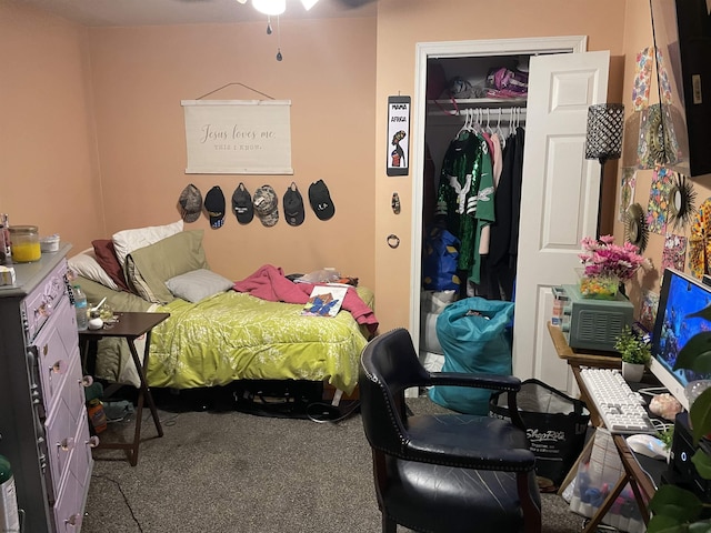 carpeted bedroom featuring a closet