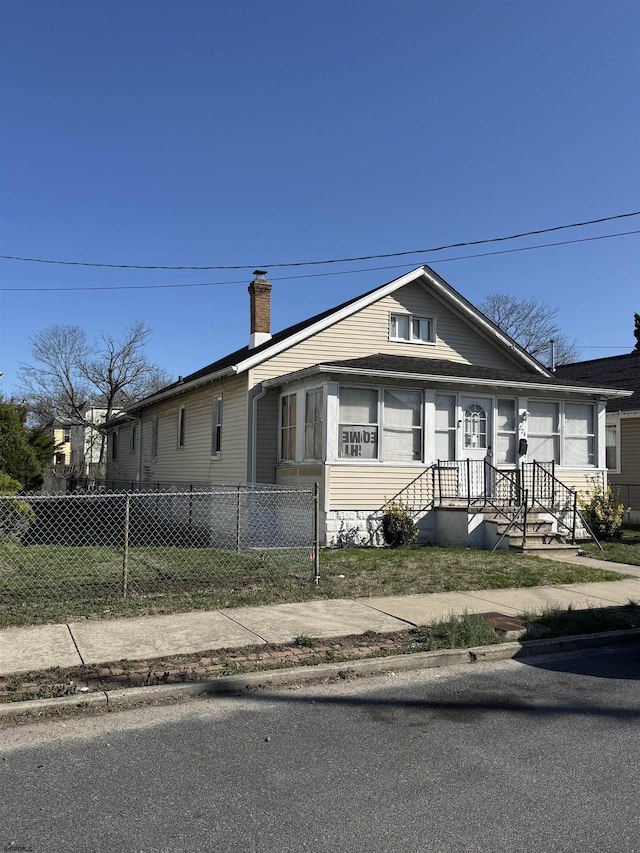 224 Linden Ave, Pleasantville, NJ 08232 - view of front of home with a chimney