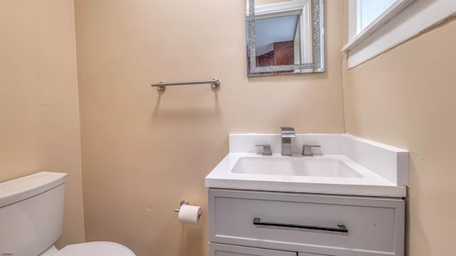 25 N Aberdeen Pl, Atlantic City, NJ 08401 - half bath featuring toilet and vanity