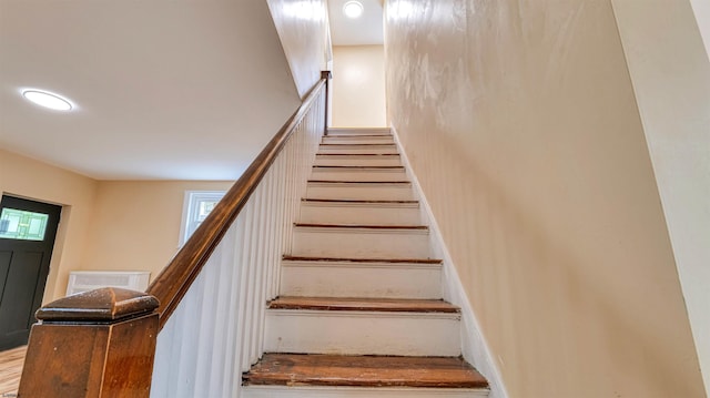 25 N Aberdeen Pl, Atlantic City, NJ 08401 - view of stairs