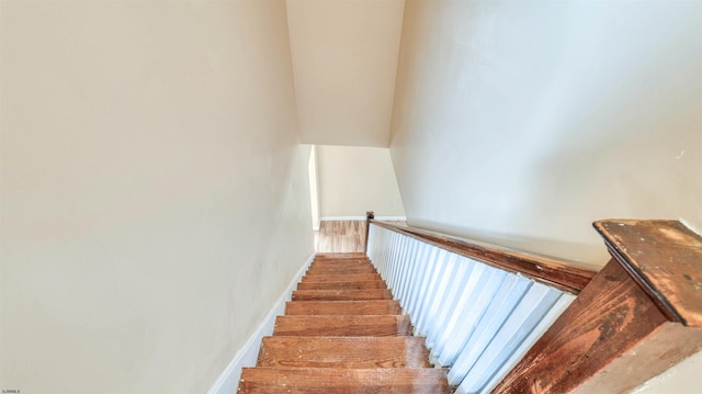 25 N Aberdeen Pl, Atlantic City, NJ 08401 - stairway with baseboards