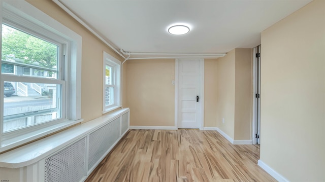 25 N Aberdeen Pl, Atlantic City, NJ 08401 - empty room featuring light wood-type flooring and baseboards