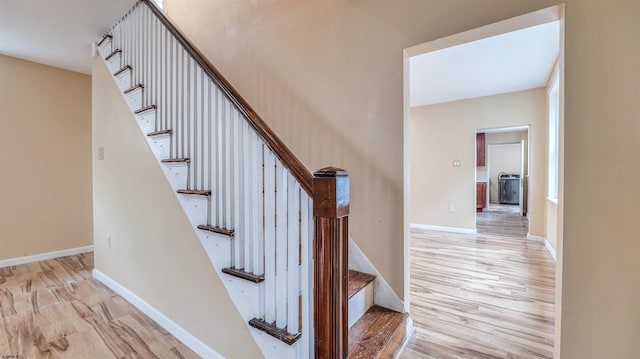 25 N Aberdeen Pl, Atlantic City, NJ 08401 - stairway with wood finished floors and baseboards