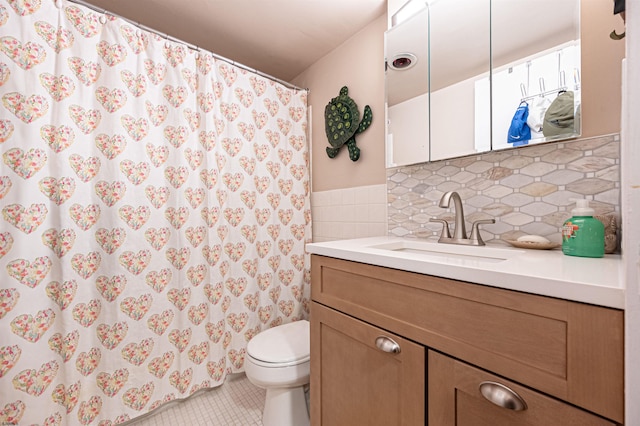 101 S Plaza Pl Unit 714, Lower Chelsea, NJ 08401 - full bathroom featuring tile patterned flooring, toilet, vanity, a shower with shower curtain, and tile walls