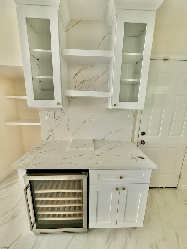 25 Wilson, Northfield, NJ 08225 - bar area featuring wine cooler and light marble finish floors