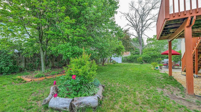 921 Navajo Ave, Absecon, NJ 08201 - view of grassy yard with a patio area and an outdoor structure