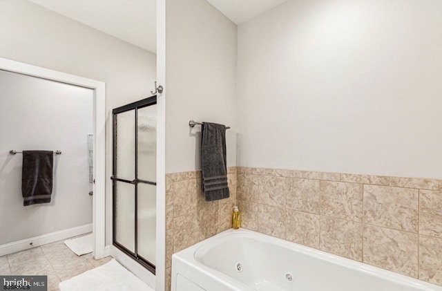 922 Central Ave, Hammonton, NJ 08037 - full bath featuring a shower stall and a tub with jets