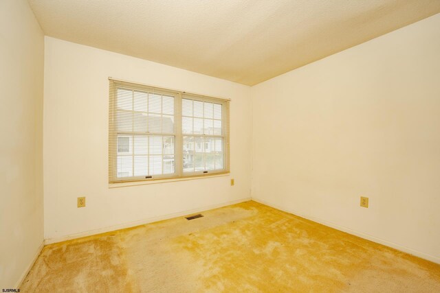 19 Clipper Ct, Atlantic City, NJ 08401 - carpeted empty room featuring baseboards