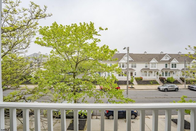 19 Clipper Ct, Atlantic City, NJ 08401 - balcony featuring a residential view