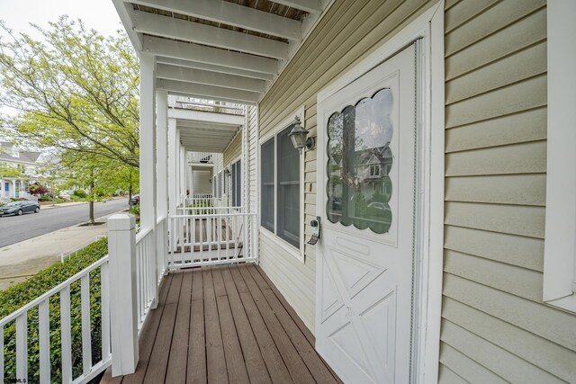 19 Clipper Ct, Atlantic City, NJ 08401 - view of wooden porch