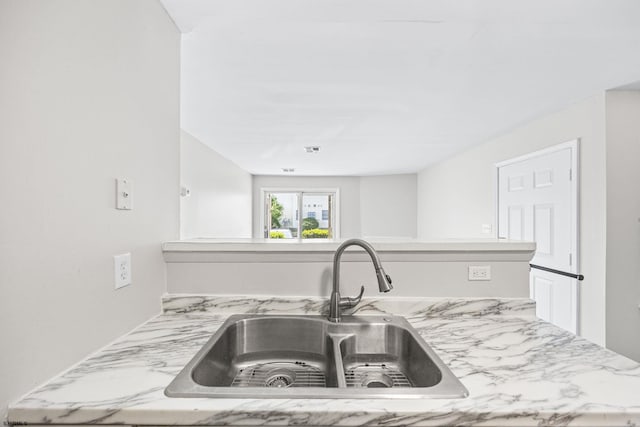 700 N Franklin Blvd Unit 1003, Pleasantville, NJ 08232 - kitchen with a sink