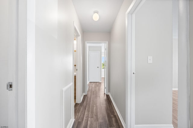 700 N Franklin Blvd Unit 1003, Pleasantville, NJ 08232 - hall featuring dark wood-type flooring and baseboards
