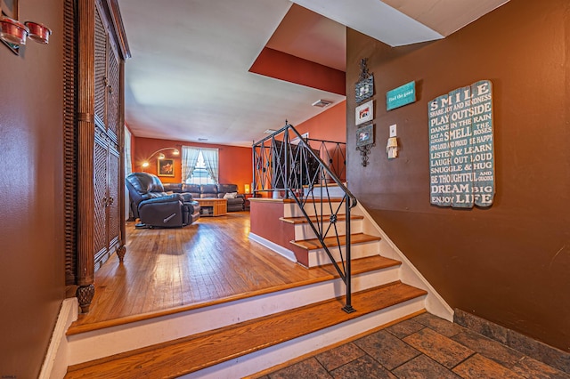 6 Holly Dr, Northfield, NJ 08225 - view of stairway