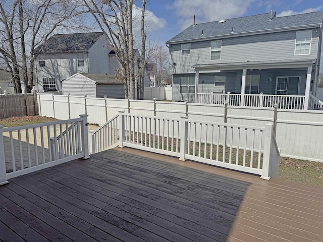 7 Nevis Dr, Egg Harbor Township, NJ 08234 - wooden deck with a fenced backyard