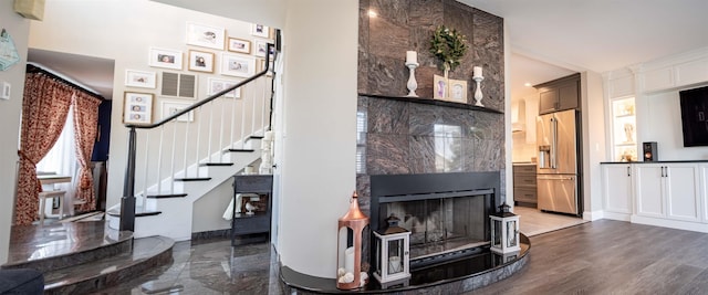 2608 Oberon Ave, Longport, NJ 08403 - living room featuring stairway and baseboards