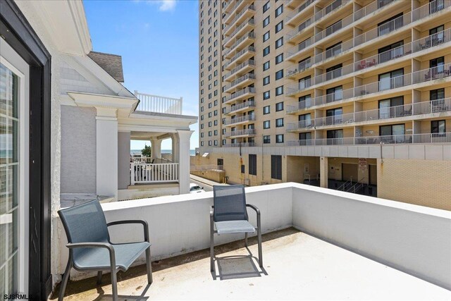 103 S Austin Ave, Ventnor, NJ 08406 - view of balcony