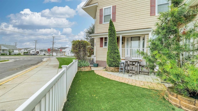 8201 Amherst, Margate, NJ 08401 - view of yard with a residential view