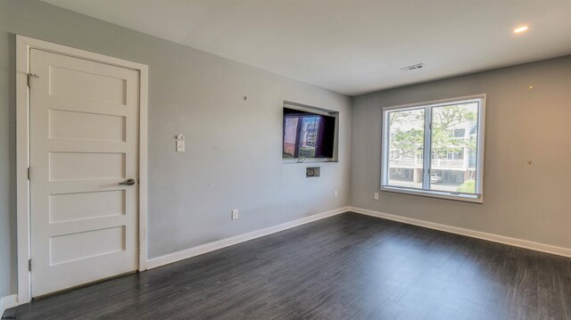903 Harbour Cv Unit 903, Somers Point, NJ 08244 - spare room featuring dark wood finished floors, baseboards, and recessed lighting