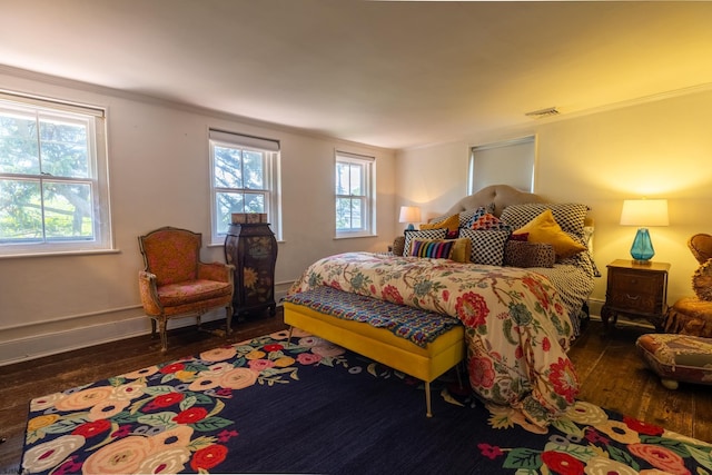 622 Central Ave, Linwood, NJ 08221 - bedroom featuring wood finished floors, crown molding, and baseboards