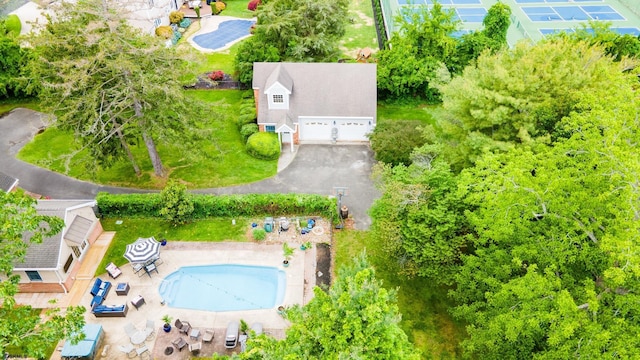 622 Central Ave, Linwood, NJ 08221 - aerial view of a pool area