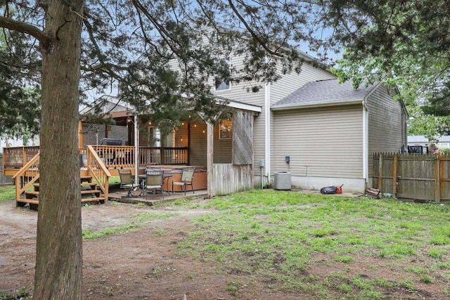 101 Sycamore Ave, Egg Harbor Township, NJ 08234 - back of property with a deck and cooling unit