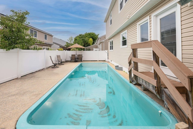608 Delavan Ave, Margate, NJ 08402 - view of swimming pool with a patio and a fenced backyard