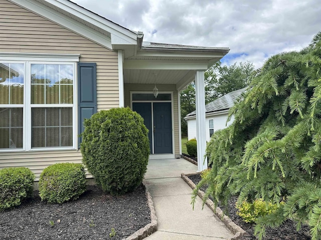 50 Derby Dr, Galloway Township, NJ 08205 - property entrance featuring a porch