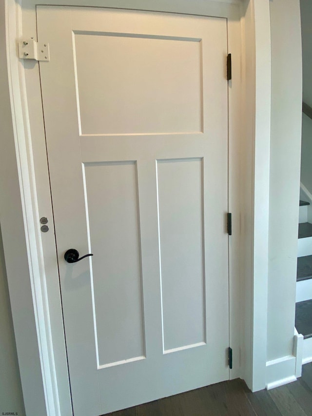 305 15th St, Ocean City, NJ 08226 - detailed view of wood finished floors