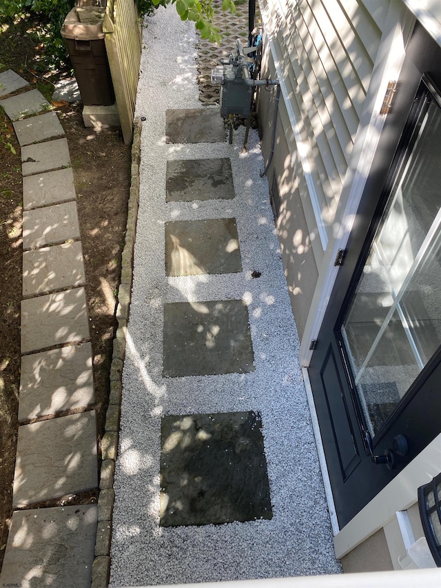 305 15th St, Ocean City, NJ 08226 - exterior space