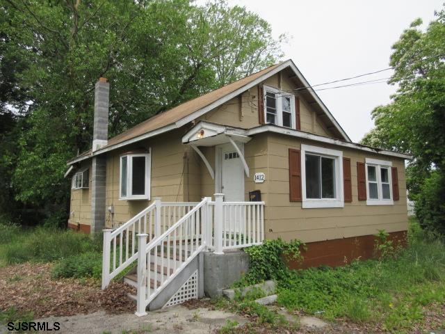 1412 W Cleveland Ave, Egg Harbor City, NJ 08215 - bungalow-style home with a chimney and crawl space