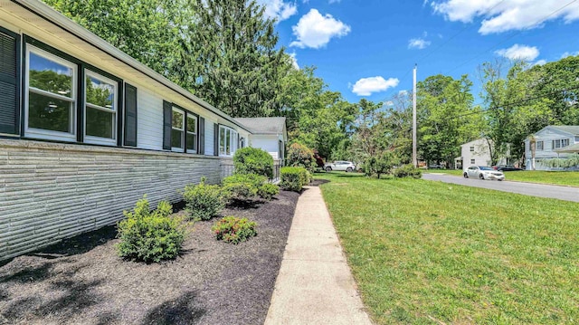 11 Carann Ln, Egg Harbor Township, NJ 08234 - view of green lawn