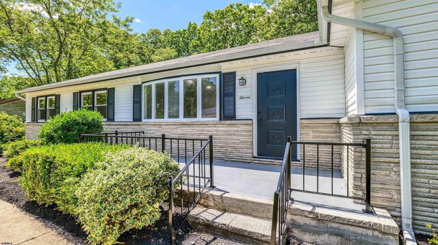 11 Carann Ln, Egg Harbor Township, NJ 08234 - view of doorway to property