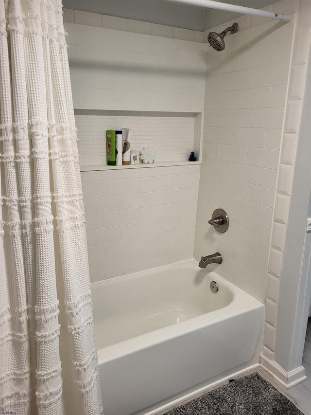 709 E Cooper Ferry Ct Unit 709, Galloway Township, NJ 08205 - bathroom featuring shower / bathtub combination with curtain