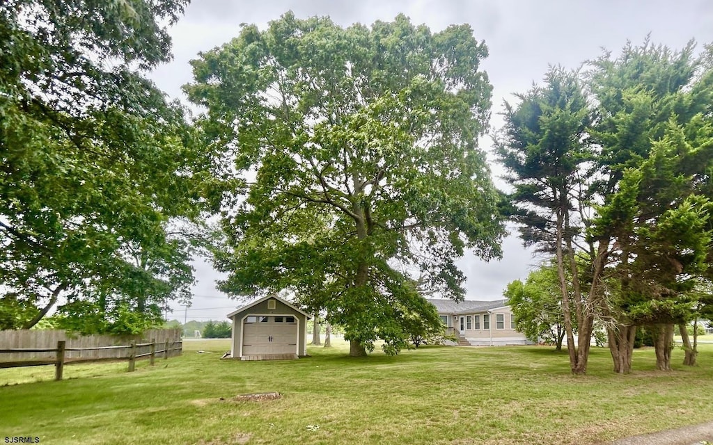 1 Kimble Ave, Rio Grande, NJ 08242 - view of yard featuring an outbuilding