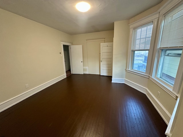 220 Seaside Ave, Atlantic City, NJ 08401 - unfurnished room with dark wood finished floors and baseboards